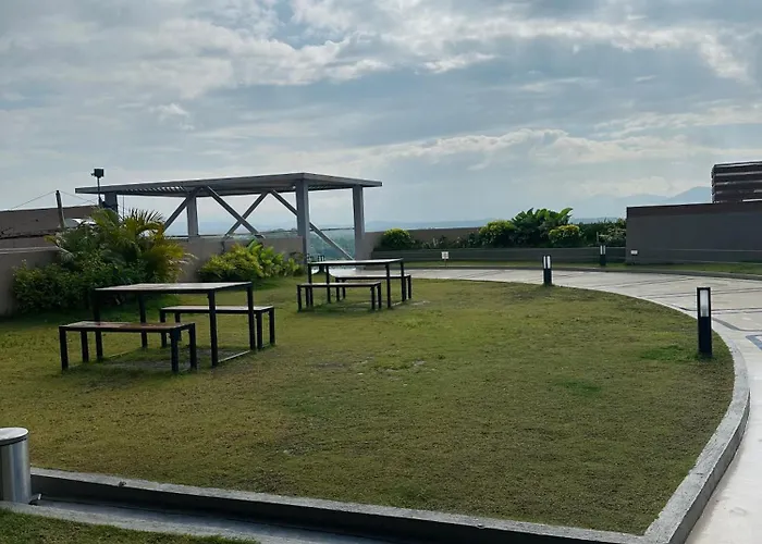 Grandmesa Residences Aparthotel