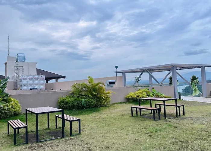 Grandmesa Residences *